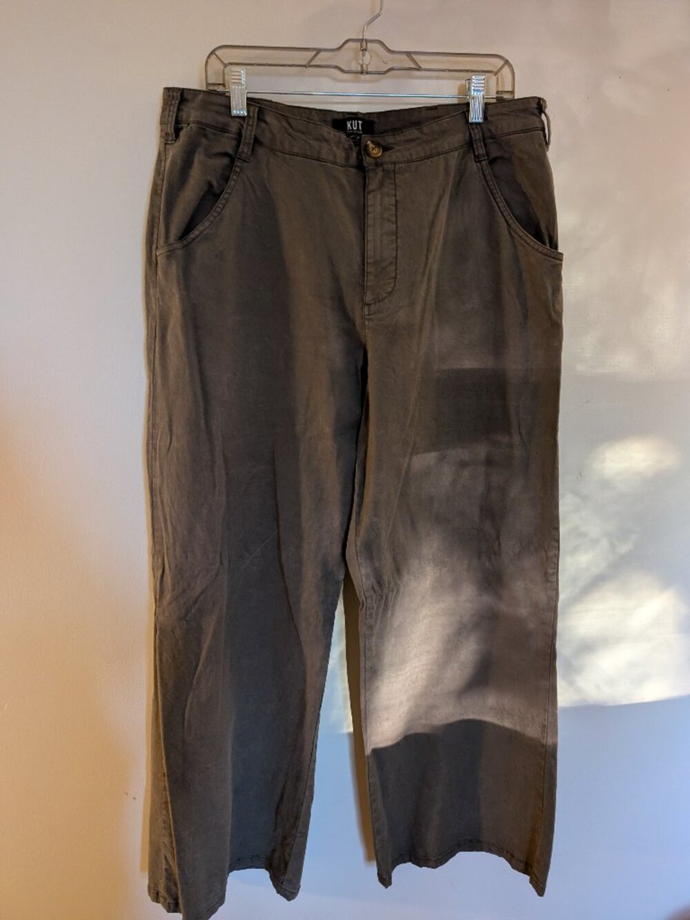 Kut from the Kloth Meg High Rise Wide leg pant, size 16/29" inseam, olive